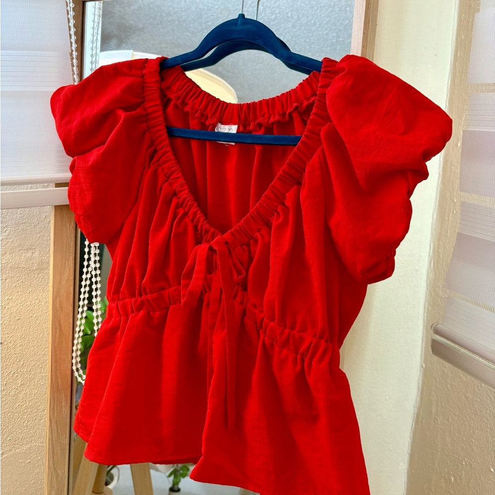 RED PUFF SLEEVE BLOUSE 🍓🍰
